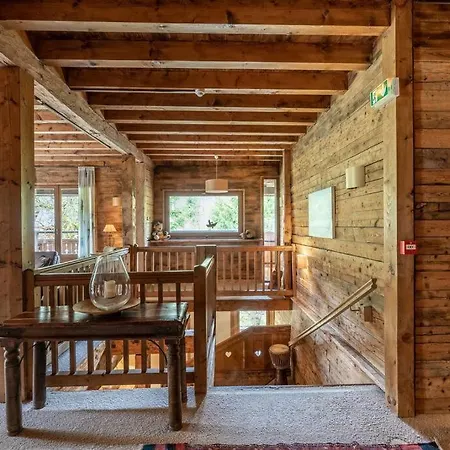 Chalet-sixtine A Large Family Of 600m2 Near La Clusaz Saint-Jean-de-Sixt